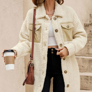 Beige ‘Teddy’ coat with a single-breasted button placket and contrasting flap pockets