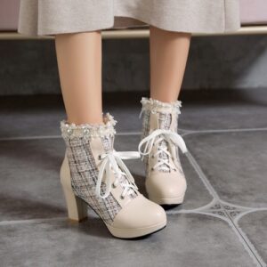 Kurze Stiefel für Damen mit Ziernähten und Schnürung, süßer, dicker Absatz – Damenschuhe –